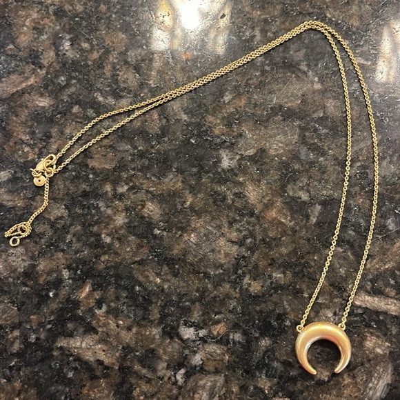 Madewell chunky crescent moon gold tone necklace - Picture 4 of 5